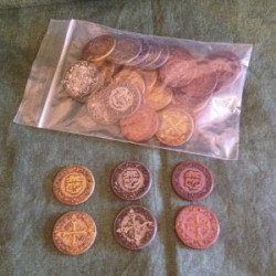 Set de 40 monedas plástico envejecidas